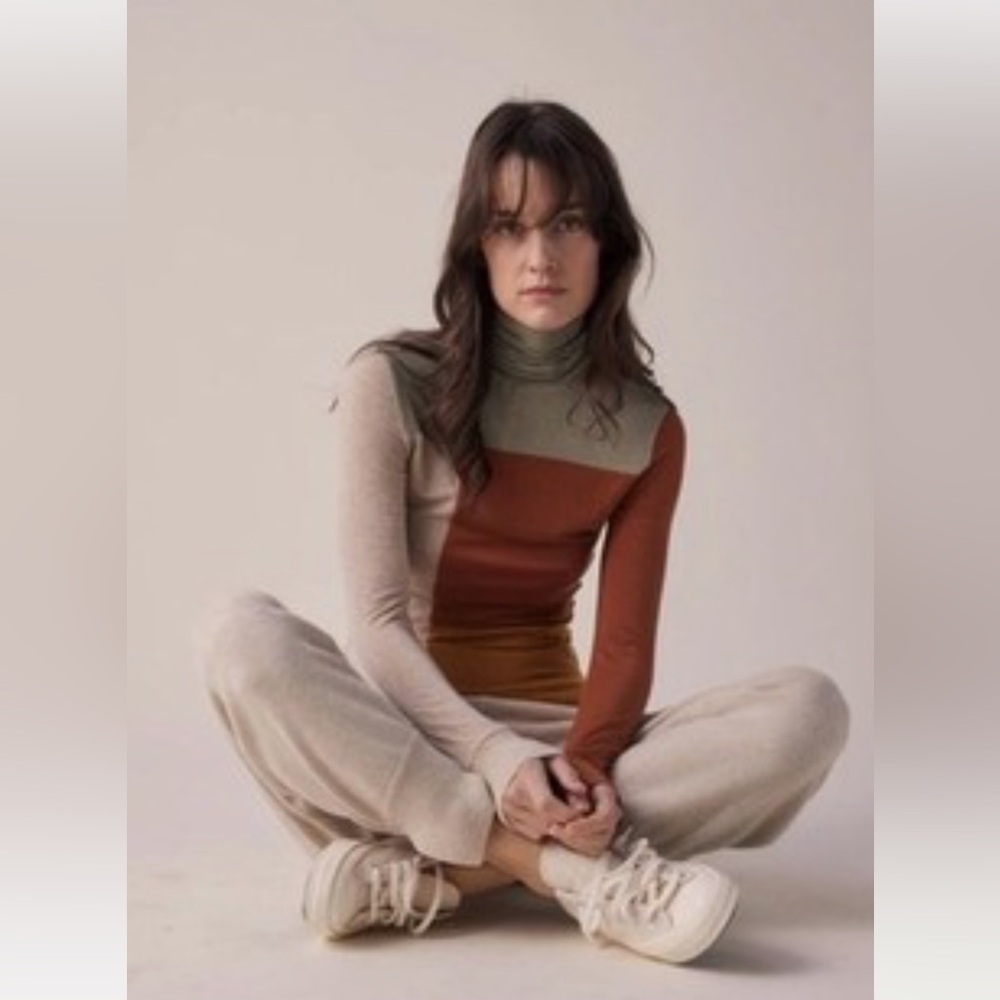 Colorblock Turtleneck Sweater - Rust, Olive & Cream